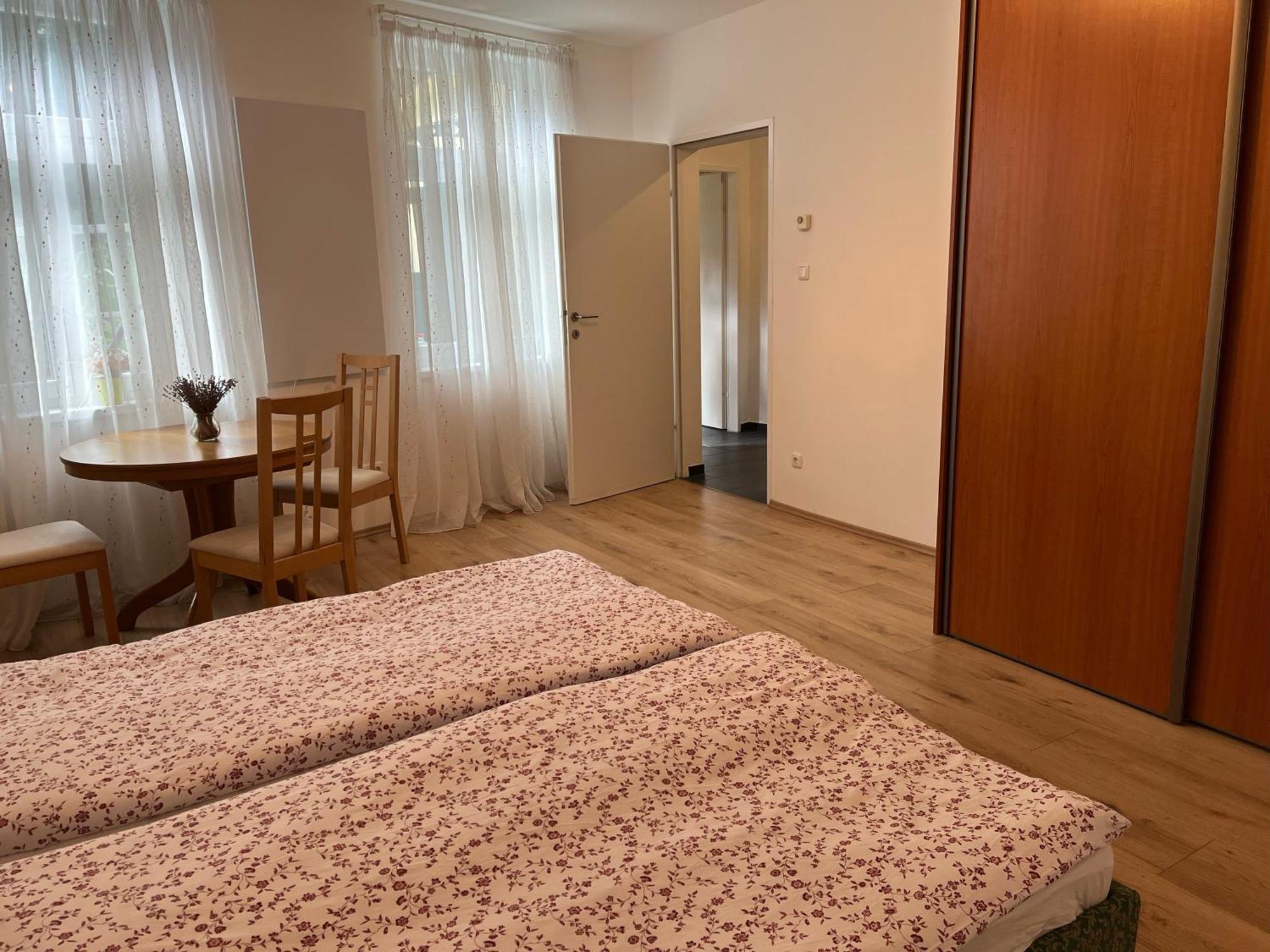 Schoene Wohnung Im Helenental Μπάντεν Εξωτερικό φωτογραφία